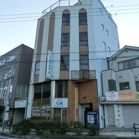 Nakatsugawa Silk Hotel Buitenkant foto